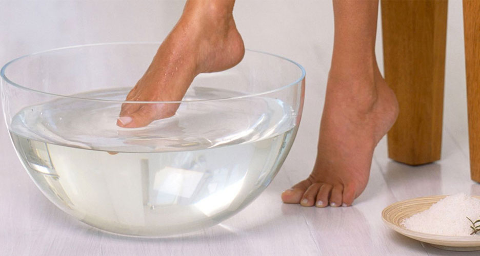 Se laver minutieusement les pieds