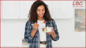 Intuitive eating : free yourself from diets and rediscover the pleasure of eating