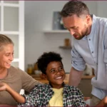 échangeant dans un moment de communication harmonieuse | labonnecopine.com