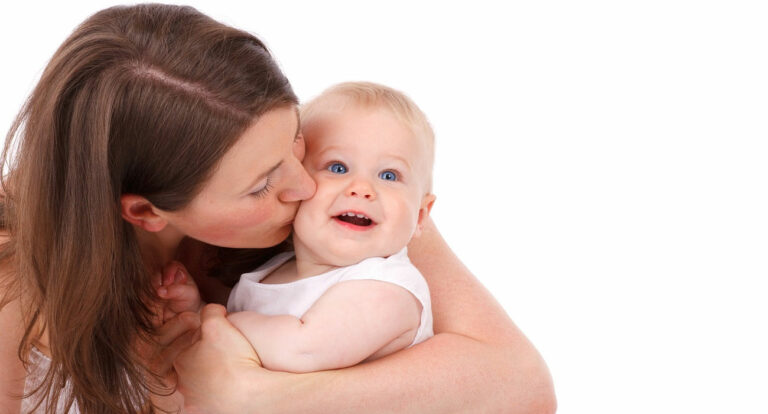 Pas de lien avec son bébé à la naissance : tu n&rsquo;es pas seule